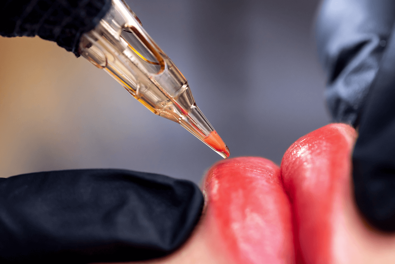 Micro Labios primer plano Micropigmentación de labios con aguja de precisión en centro Rocío Martín Micropigmentación y Estética en Madrid